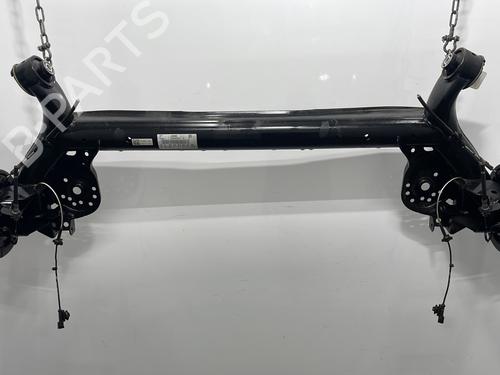 Used Rear axle FORD FIESTA VII (HJ, HF) 1.5 TDCi (86 hp) 33131132