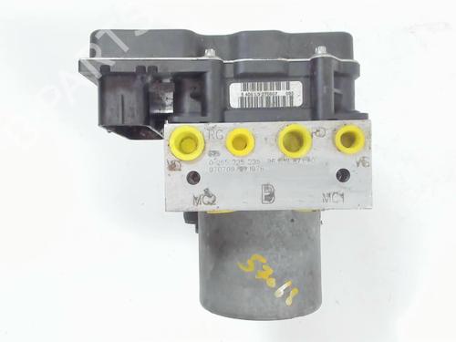 Used ABS pump CITROËN C4 Coupe (LA_) 1.6 HDi (109 hp) 20448943