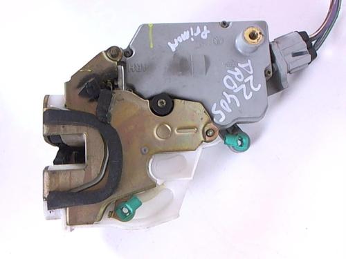 Used Rear right lock NISSAN PRIMERA Hatchback (P11) 2.0 TD (90 hp) 20392125