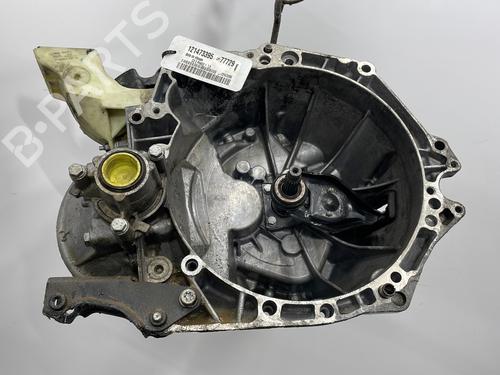 Used Gearbox CITROËN C3 III (SX) 1.5 BlueHDi 100 (SXYHYP, SXYHTU) (102 hp) 32428779