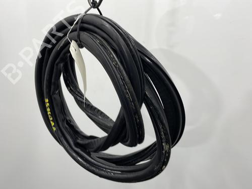 Rubber door seal PEUGEOT 407 (6D_) 2.0 HDi 135 (6DRHRH, 6DRHRE, 6DRHRG, 6DRHRJ) | BP21423085C142 