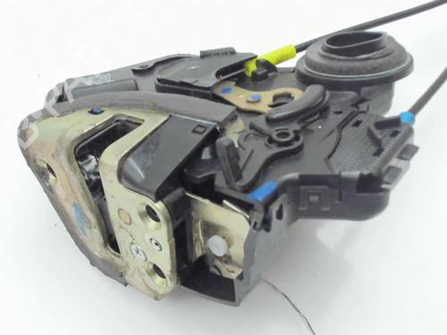 Rear left lock TOYOTA AVENSIS Saloon (_T25_) 2.0 D-4D (CDT250_, CDT250R) | BP20406092C100 