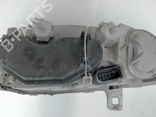 Used Right headlight Right headlight ALFA ROMEO 147 (937_) 1.9 JTD (937.AXD1A, 937.BXD1A, 937.AXV1A, 937.BXB1A,... (115 hp) 20407062 20407062
