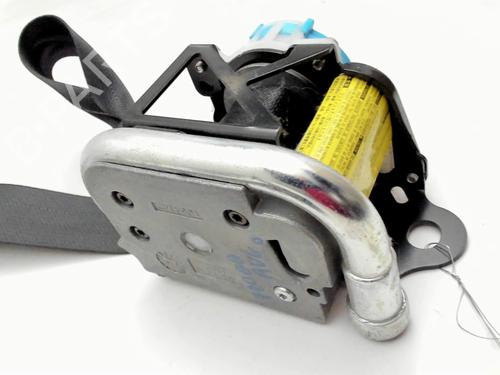 Used Front left seatbelt Front left seatbelt TOYOTA YARIS (_P13_) 1.5 Hybrid (NHP130_, NHP130) (101 hp) 27409371 27409371