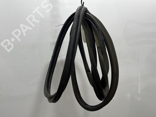 Used Rubber door seal Rubber door seal CITROËN BERLINGO MULTISPACE (B9) [2008-2026] 33834299 33834299