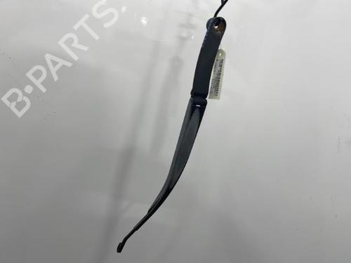 Front windshield wiper arm KIA SOUL I (AM) 1.6 CRDi 128 | BP20420466C143 