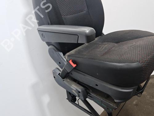 Left front seat PEUGEOT BOXER Van 2.2 BlueHDi 120 | BP37679891C15  - Image 6