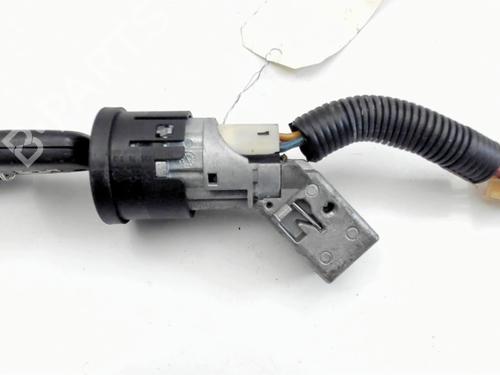 Used Ignition barrel PEUGEOT 107 (PM_, PN_) 1.0 (68 hp) 31074436