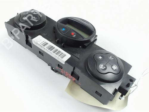 Used Climate control RENAULT MEGANE II Estate (KM0/1_) 1.5 dCi (KM1F) (86 hp) 20468720