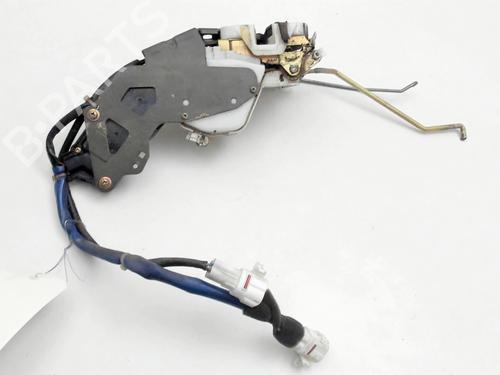 Front left lock OPEL AGILA A (H00) 1.2 16V (F68) | BP26398400C98 