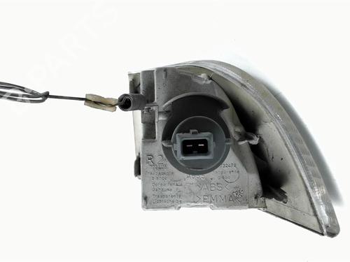 Used Right front indicator FIAT PUNTO (176_) 60 1.2 (176AP, 176AR, 176AQ, 176BB) (60 hp) 21233379
