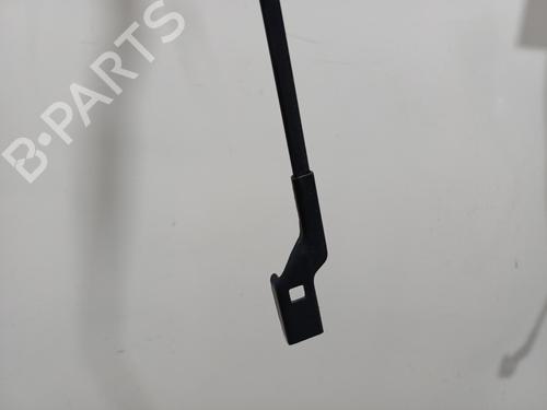 Used Front windshield wiper arm Front windshield wiper arm 37679913 37679913
