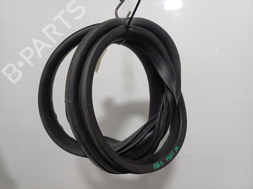Used Rubber door seal Rubber door seal RENAULT SCÉNIC IV (J9_) 1.7 Blue dCi 120 (J9A7, J9A8) (120 hp) 34385299 34385299