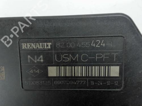 Used Fuse box Fuse box RENAULT MEGANE II (BM0/1_, CM0/1_) 1.9 dCi (131 hp) 21592890 21592890