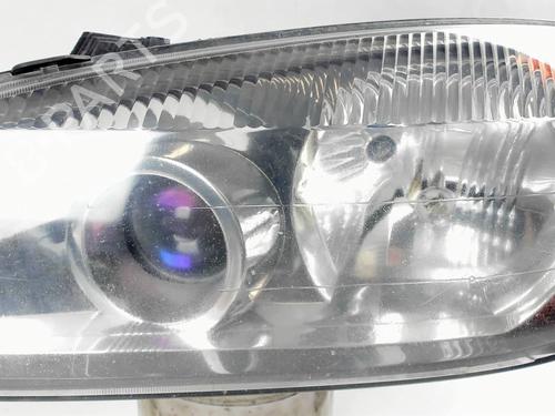 Left headlight NISSAN PRIMERA Hatchback (P11) 2.0 TD | BP22102096C28 