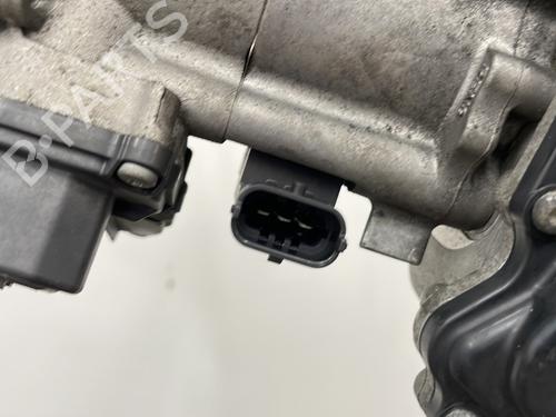 egr-renault-megane-iii-hatchback-bz01_-b3_-2008-26009127 main image