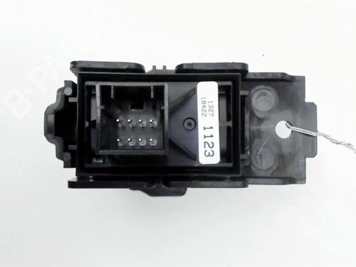 Used Switch Switch OPEL INSIGNIA A (G09) 2.0 CDTI (68) (131 hp) 21241303 21241303