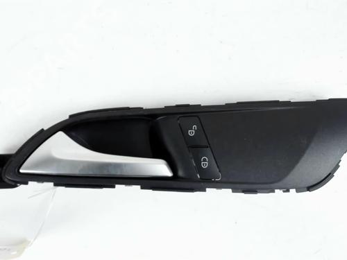 Used Front left interior door handle MERCEDES-BENZ A-CLASS (W176) A 160 CDI / d (176.011) (90 hp) 23994376