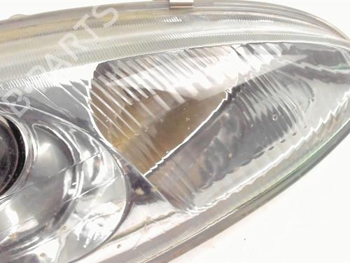 Right headlight HYUNDAI COUPE I (RD) 1.6 i 16V | BP20424141C29 