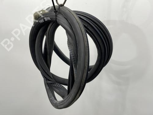 Rubber door seal PEUGEOT 308 SW II (LC_, LJ_, LR_, LX_, L4_) 1.6 BlueHDi 120 | BP21222166C142 