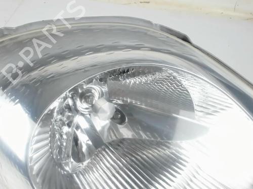 Right headlight RENAULT TRAFIC II Van (FL) 1.9 dCi 80 (FL0B) | BP24173218C29 