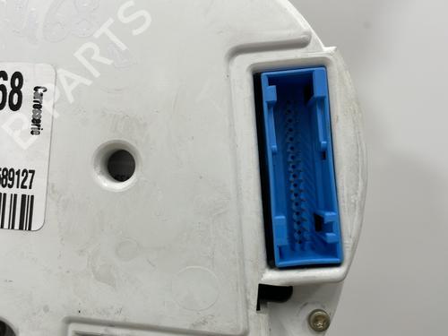 Used Instrument cluster Instrument cluster VW POLO III (6N1) 60 1.4 (60 hp) 27366237 27366237