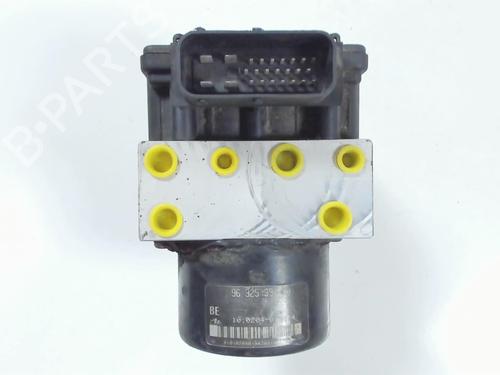 Used ABS pump PEUGEOT 206 Hatchback (2A/C) 1.9 D (69 hp) 20413303