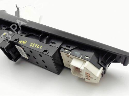 Left front window switch HYUNDAI ix20 (JC) 1.4 CRDi | BP29513816I27 