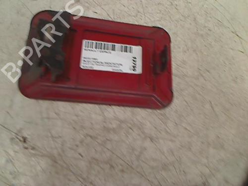 Used Fuel flap RENAULT ESPACE II (J/S63_) 2.1 TD (J633, J634, J/S635, J/S63D) (88 hp) 25263896