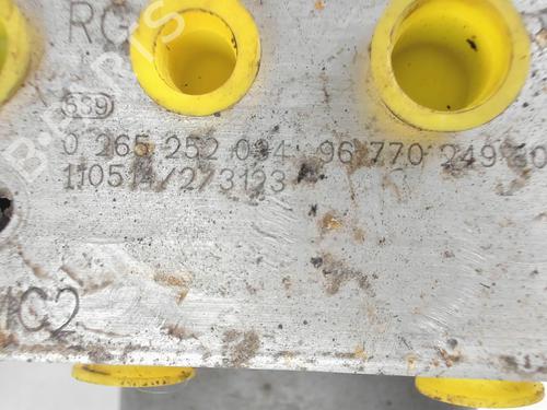 Used ABS pump CITROËN C4 II (NC_) 1.6 HDi 110 (112 hp) 20463016