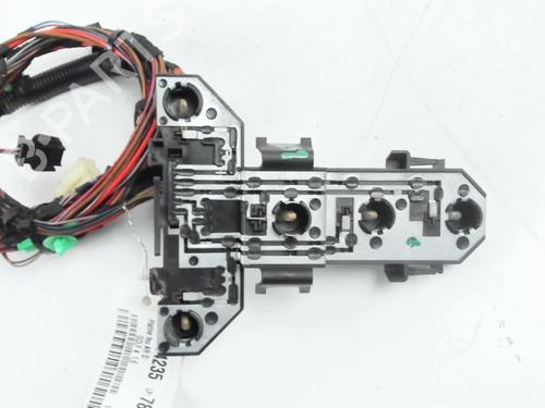 Lampeholder VW GOLF IV (1J1) 1.6 (100 hp) 31839364