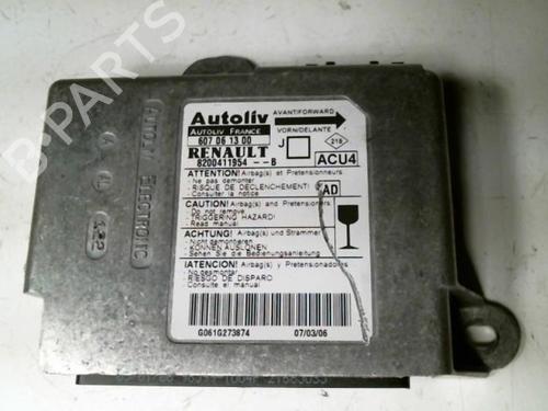 Used ECU airbags RENAULT SCÉNIC II (JM0/1_) 1.5 dCi (JM1F) (86 hp) 21232286