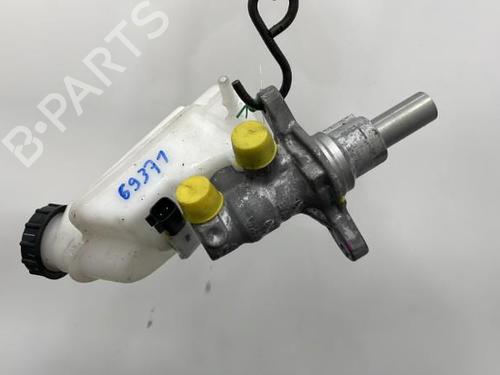 Used Brake master cylinder Brake master cylinder 21240442 21240442
