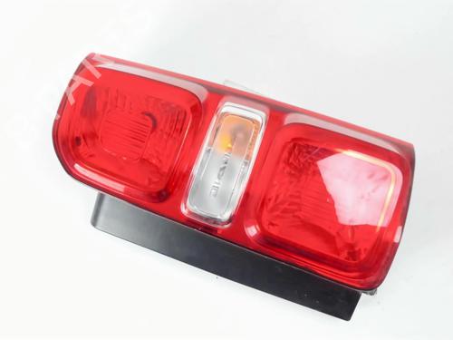 Used Right taillight CITROËN JUMPY III Van (V_) 2.0 BlueHDi 145 (144 hp) 30136994