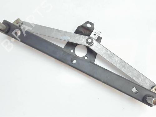 Used Front wipers mechanism RENAULT 4 (112_) 0.8 (1123) (34 hp) 21228970
