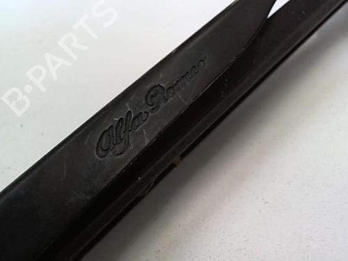 Front windshield wiper arm ALFA ROMEO GT (937_) 1.9 JTD (937CXN1B) | BP21231394C143 