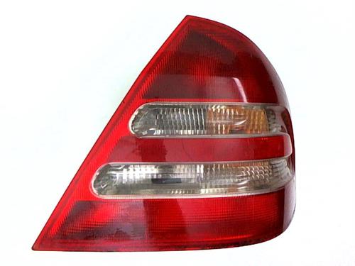 Used Right taillight Right taillight MERCEDES-BENZ C-CLASS (W203) C 200 CDI (203.007) (122 hp) 20425389 20425389