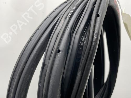 Used Rubber door seal BMW 5 Touring (F11) 530 d xDrive (258 hp) 23779626