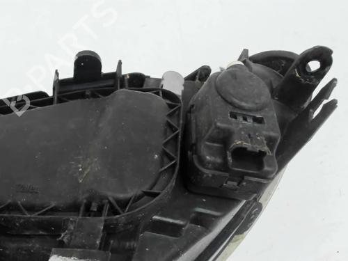 Right headlight PEUGEOT 206 Hatchback (2A/C) 2.0 HDI 90 | BP29956791C29 
