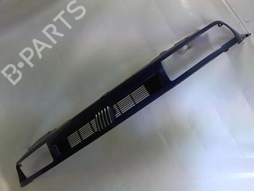 Used Grille FIAT ULYSSE (220_) 1.9 TD (92 hp) 25264665