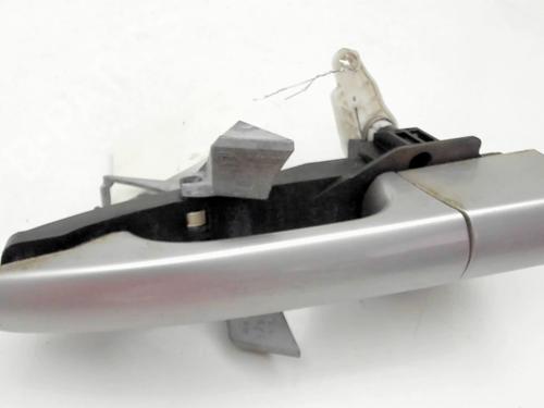 Used Rear left exterior door handle Rear left exterior door handle PEUGEOT 807 (EB_) 2.0 HDi (120 hp) 36757324 36757324