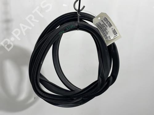 rubber-door-seal-renault-kadjar-ha_-hl_-2015-33445593 main image