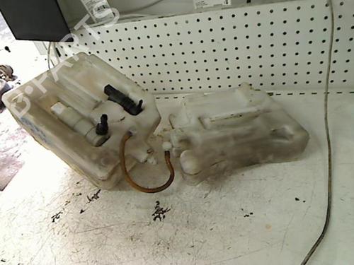 Used Windscreen washer tank MERCEDES-BENZ E-CLASS (W210) E 320 CDI (210.026) (197 hp) 20458752
