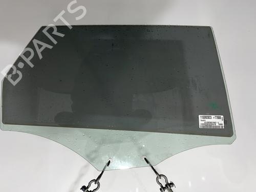Vetro posteriore destro AUDI A3 Sportback (8VA, 8VF) 1.6 TDI (105 hp) 30329500