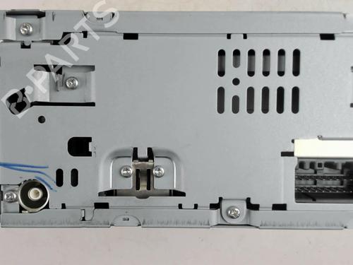 Used Radio Radio 37252103 37252103