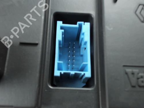 Used Climate control Climate control RENAULT MEGANE II Estate (KM0/1_) 1.5 dCi (KM1F) (86 hp) 20468720 20468720