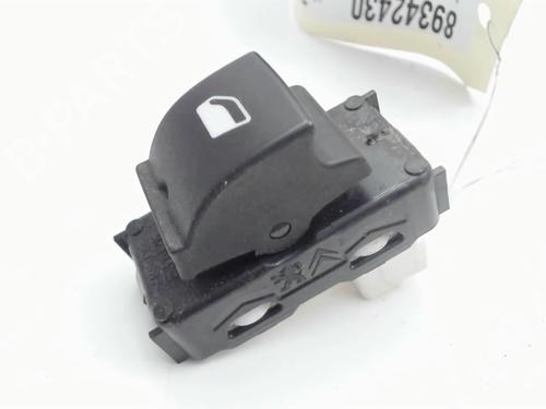 Used Right front window switch Right front window switch CITROËN C3 AIRCROSS II (2R_, 2C_) 1.2 PureTech 110 (2RHNZB, 2RHNZW, 2RHNPX, 2RHNPJ) (110 hp) 20439531 20439531
