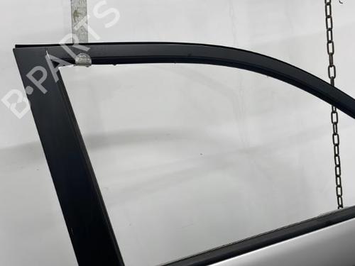 Used Right front door HYUNDAI TRAJET (FO) 2.0 CRDi (113 hp) 20440978