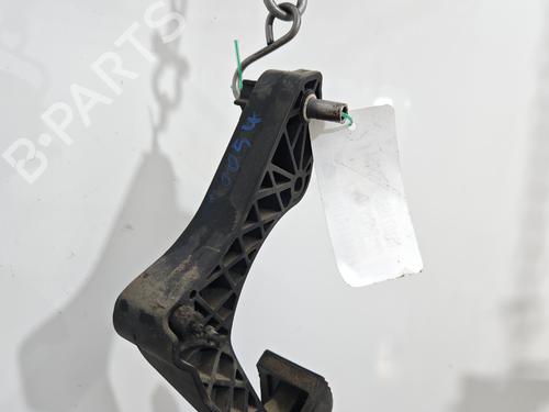 Used Clutch pedal Clutch pedal 38343808 38343808