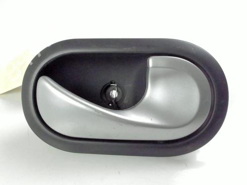 Used Rear right interior door handle Rear right interior door handle RENAULT CLIO III Grandtour (KR0/1_) 1.5 dCi (KR0F) (86 hp) 20447414 20447414